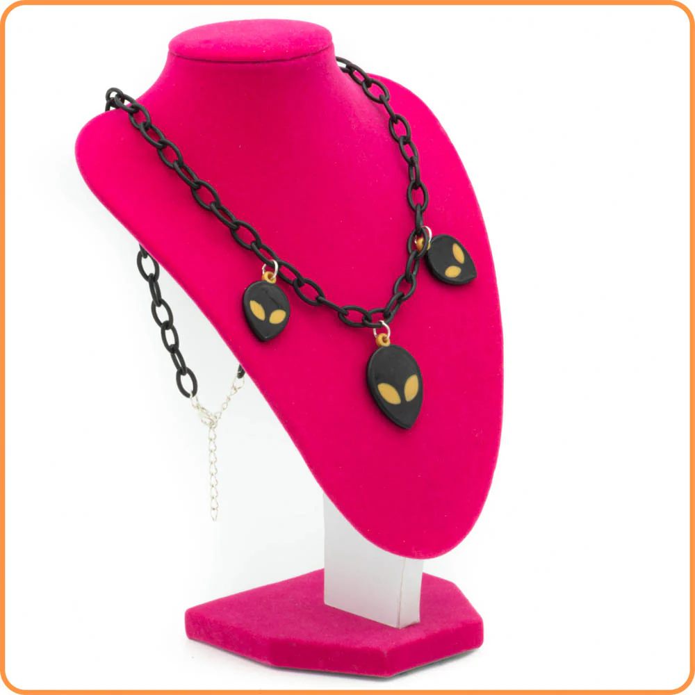 Alien Babe Necklace - Image 6