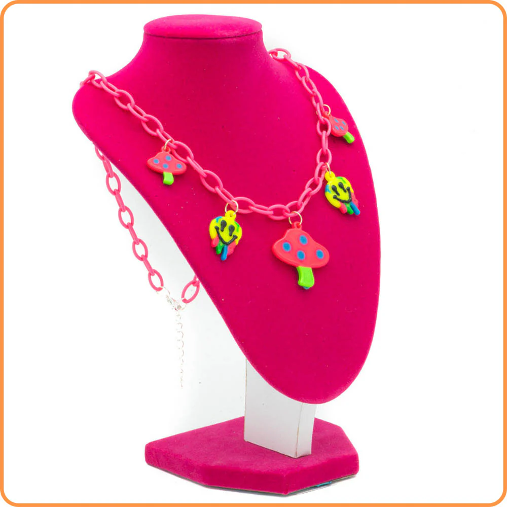 Drippy Mushroom Necklace - Image 3